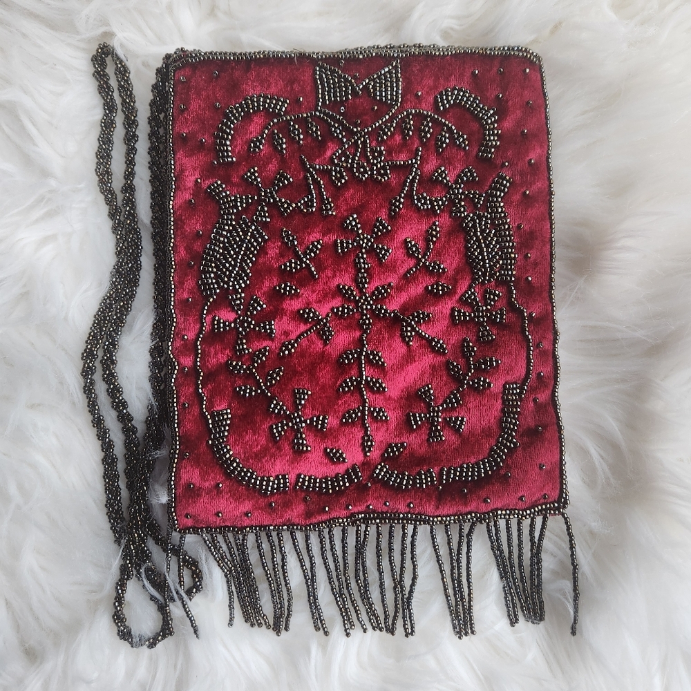 Hillard & Hanson Burgandy Vintage Embroidered Bead Mini Handbag Cocktail Purse